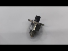 密閉フィードスルーのコネクター