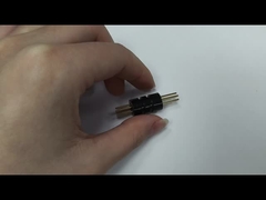 フランジマウント型気密フィードスルーコネクタ