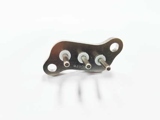 パネルに水不浸し装着 防風EVコネクタ 定位電圧12V-540V