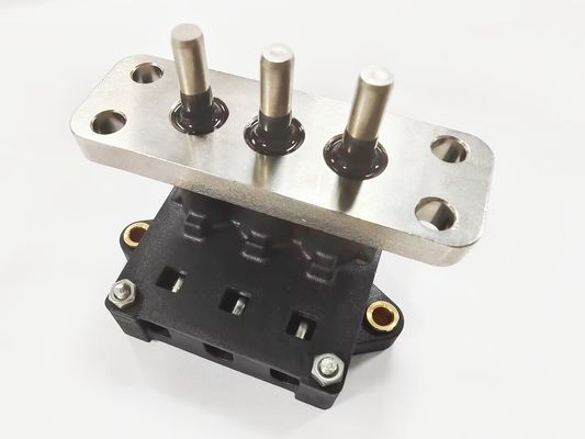 5000MΩ 断熱性 螺旋接続端板 電気のないニッケル塗装