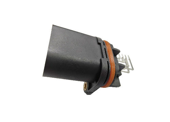 20V AC/DC 定位電圧 PBT 隔熱抵抗 100MΩ Min のヘルメティック接続器
