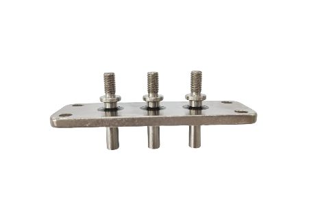 滑らかな表面接続端板 定電圧600V 適用用の2000MΩの隔熱特性 6.2mm X 42.5mm X 42.5mm