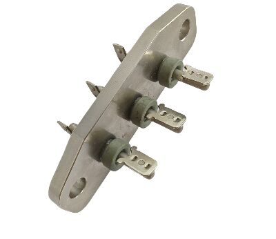 72Vから810Vの電圧定格 オートショップエアコンプレッサー 500VAC耐電圧設計 自動車整備工場向け