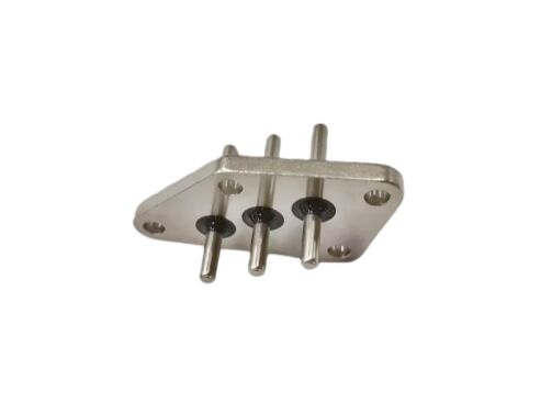 絶縁抵抗 1000MΩ、気密性電気自動車コネクタ、温度範囲マイナス40℃～150℃に対応、耐久性あり