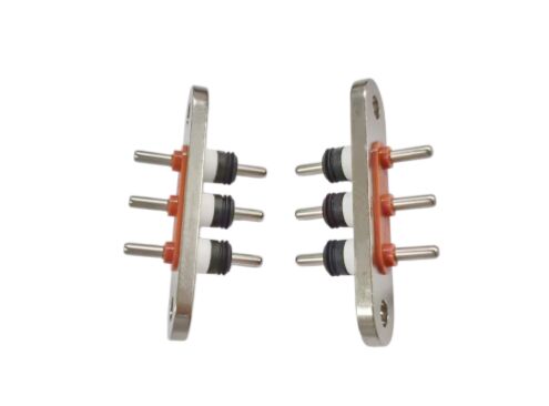 端末固定ボルト 電動車両用の密閉式コネクタ 電力伝送用の 1000 メガオム以上の隔離抵抗を含む