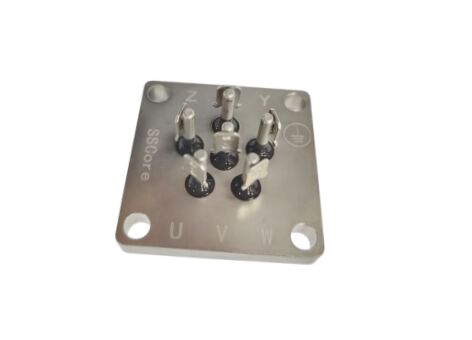 SPCタブ材料接続端板 35A MAX 稼働電流のために設計され,安定した電気接続を確保する